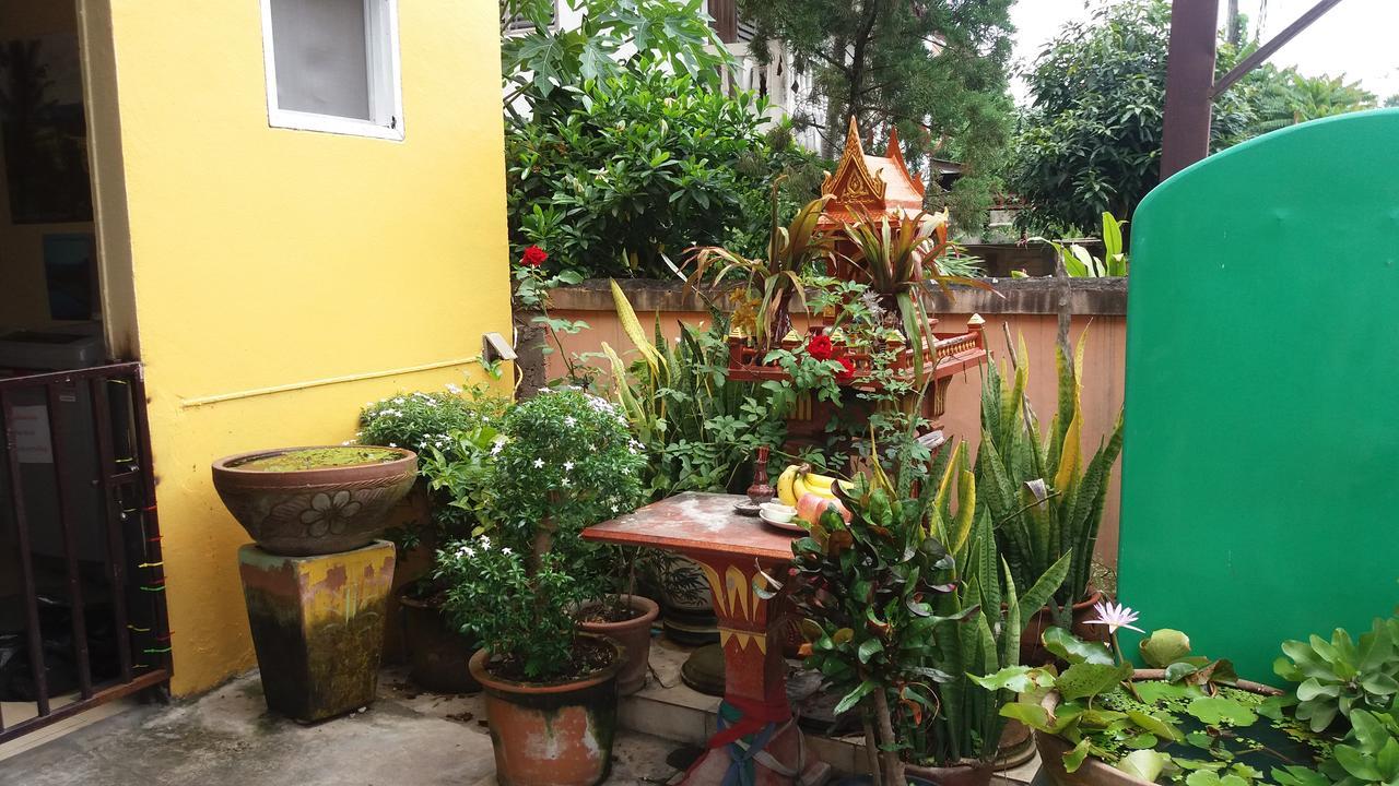 Holiday Chiang Mai Esterno foto